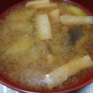 茄子の油揚げ味噌汁